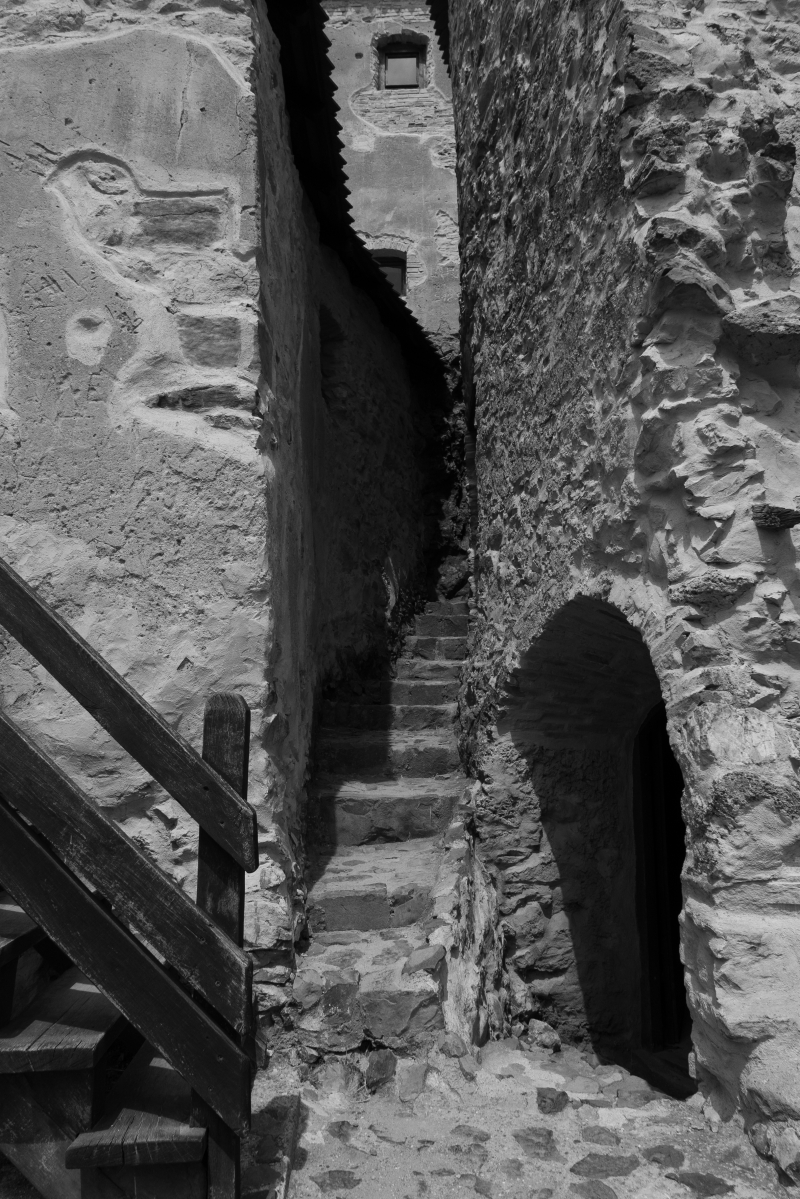 Narrow